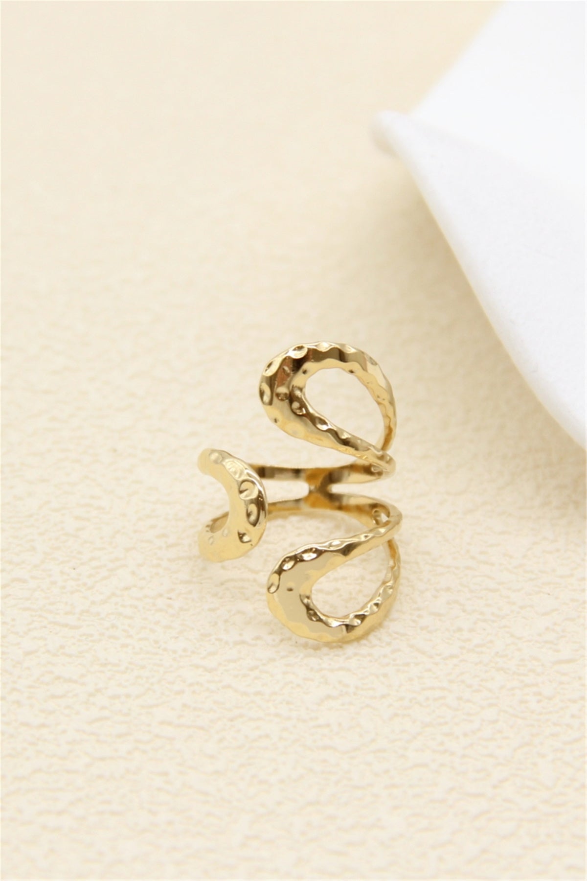 Essence Ring