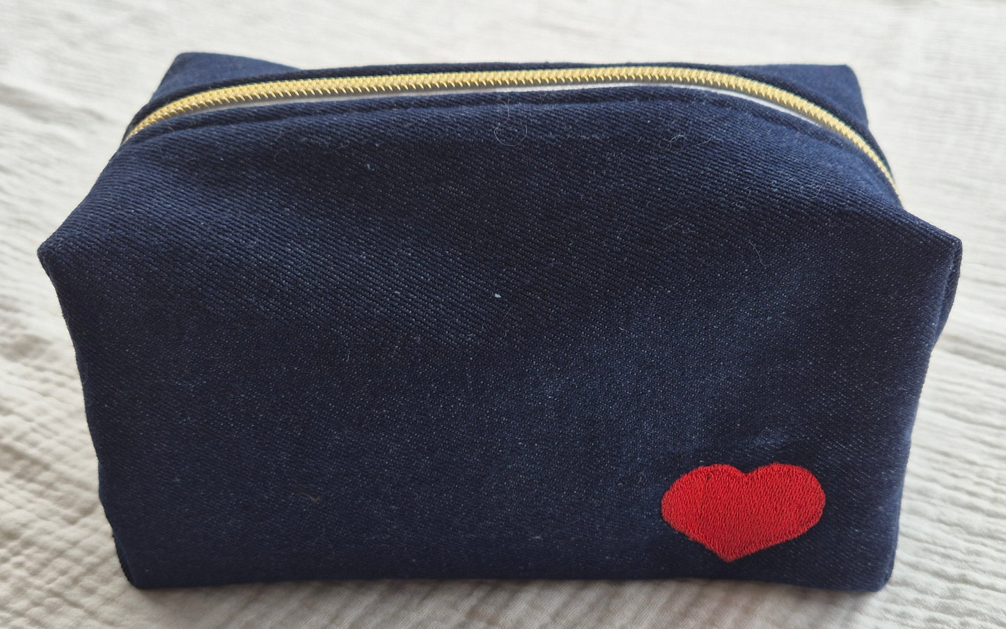 "Tokyo Heart" Toiletry Bag – Size M – One-of-a-kind