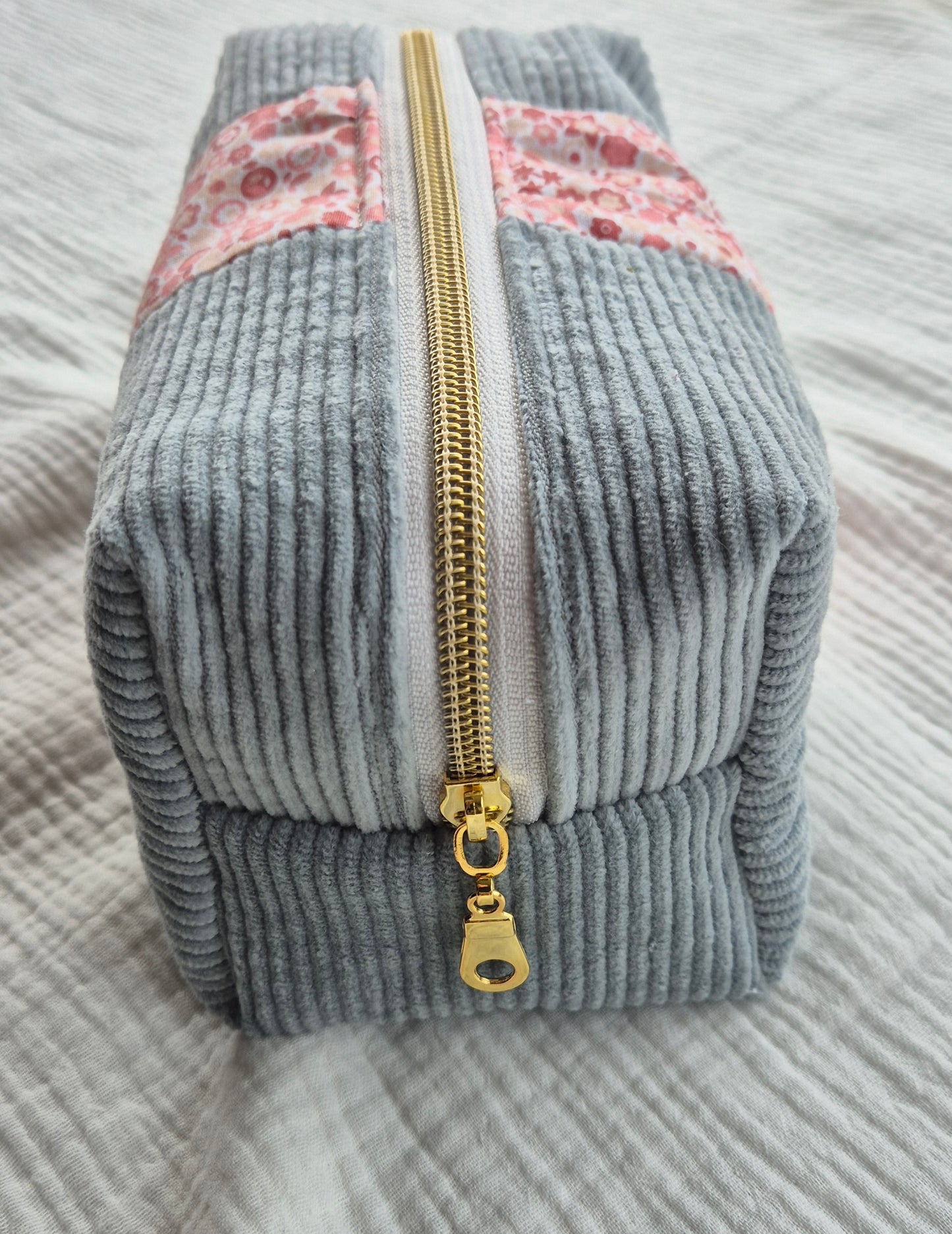 Trousse de toilette "La Omi Éden" – Taille M – Pièce Unique