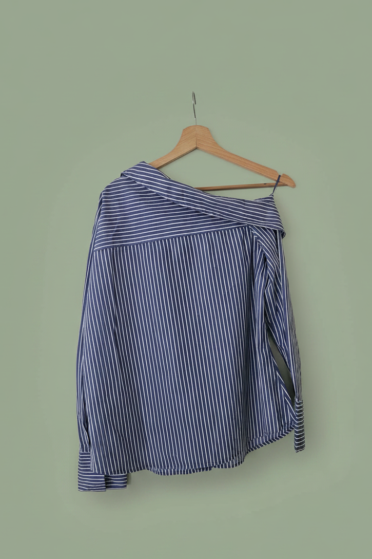 Stradivarius Shirt – Size L