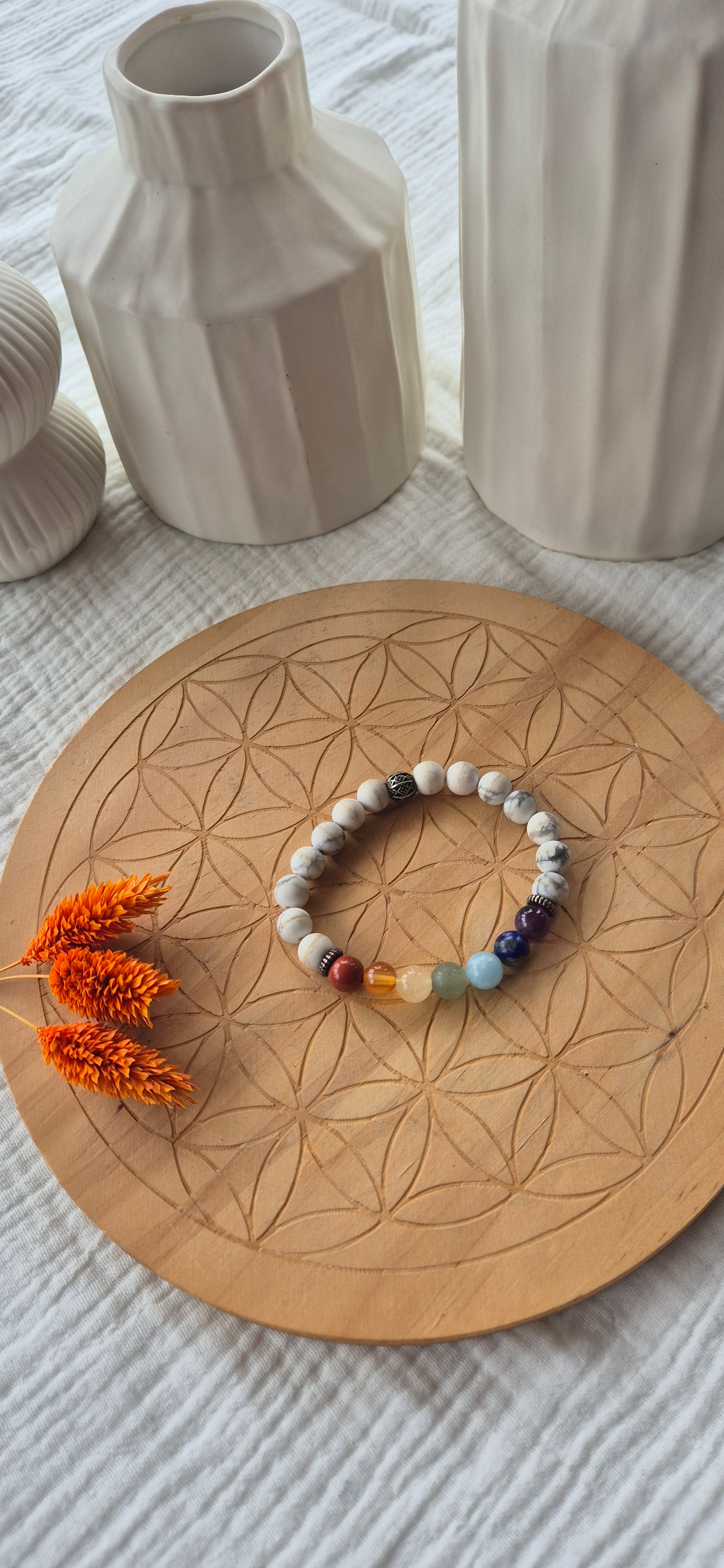 "Alignment & Balance" Bracelet – 7 Chakras & Howlite