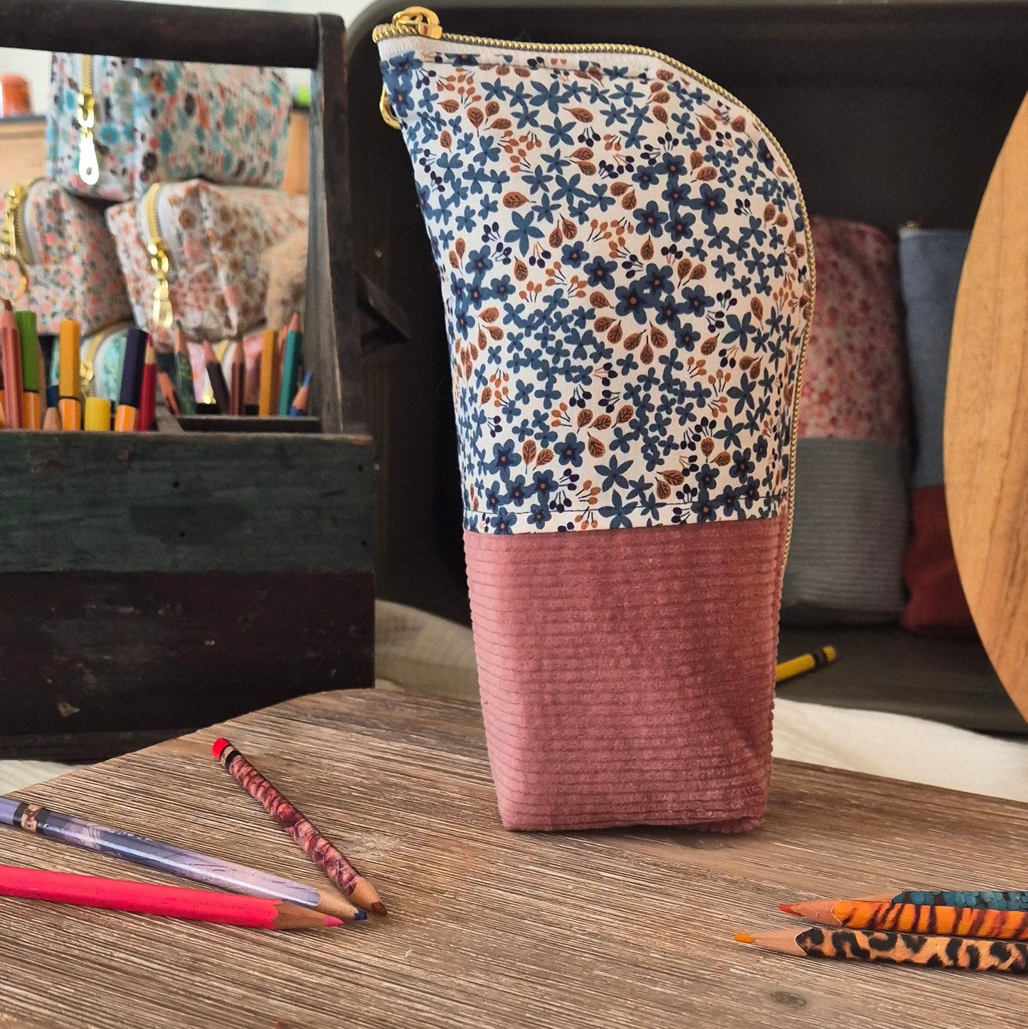 Trousse "La Sol Myosotis" – Pièce Unique